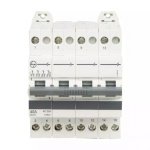 Modular Changeover 40A FP 415V AC L T AUC00404000 auc00404000 au c changeover switch4 pole40a front