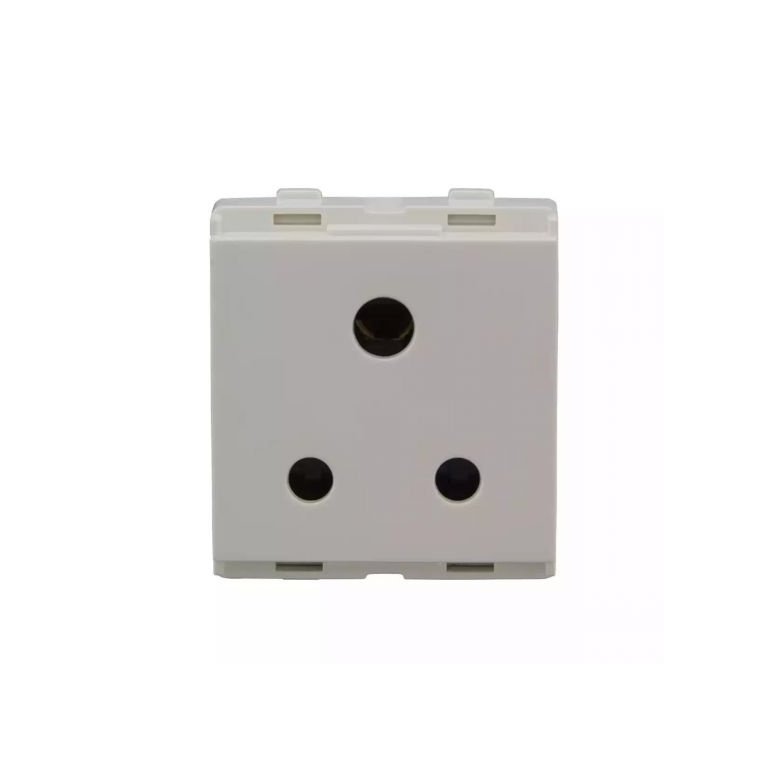 enGem 3 Pin Socket 6A with ISI White L T CB93602CW06 engem3pinsocket6awithisi cb93602cw06 front