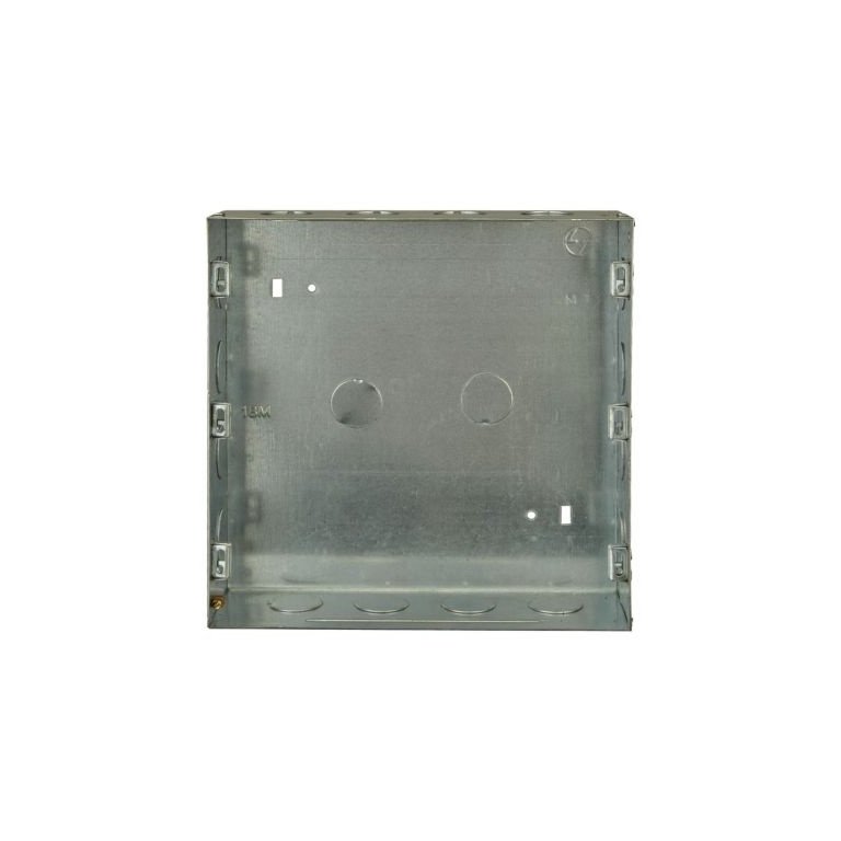 engem GI Metal Box- 18 Module L T CB93118WM00 engem gi metal box 18 module cb93118wm00 front
