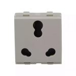 enGem socket 6A 16A combined with ISI 2M White L T CB93302CW16 engemsocket6a 16acombined2m cb93302cw16 front