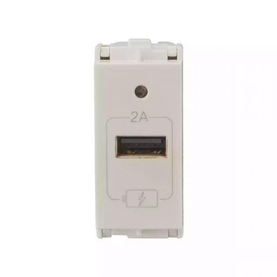 engemusbcharger2a1module_cb93101aw02_front.jpg enGem USB Charger 2A 1 Module White L T CB93101AW02 engemusbcharger2a1module cb93101aw02 front