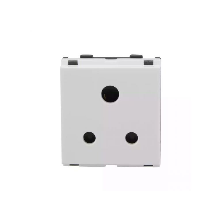 englaze 3 Pin Socket 6A with ISI L T CB92602CW06 englaze3pinsocket6awithisi cb92602cw06 front