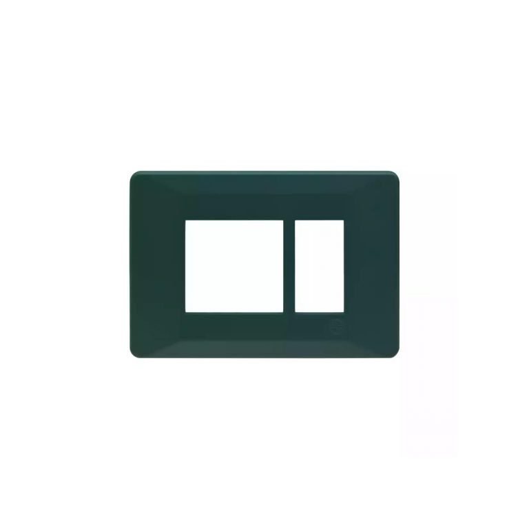 entice 3 module plate- Bottle Green L T CB91103FD11 entice3moduleplate bottlegreen cb91103fd11 front