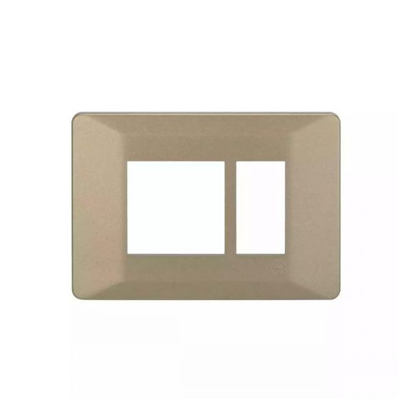 entice 3 module plate- Rustic Gold L T CB91103FR11 entice3moduleplate rusticgold cb91103fr11 front