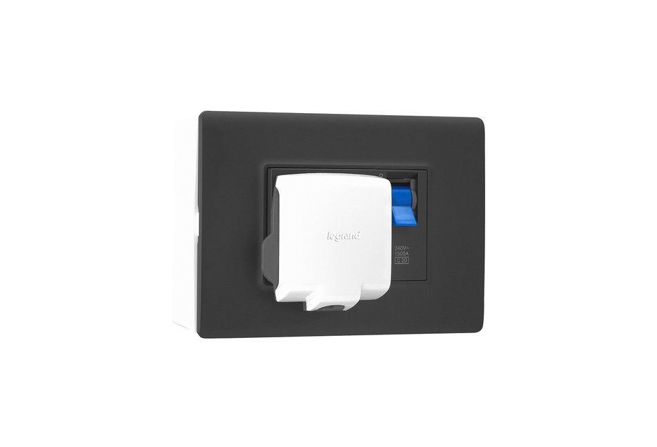 lg-681227-web-r_ffxny0xxpxrhraql Allzy Power Unit with 20A SP MCB 16A Plug-3 Module-Matt Black Legrand 681227 lg 681227 web r ffxny0xxpxrhraql