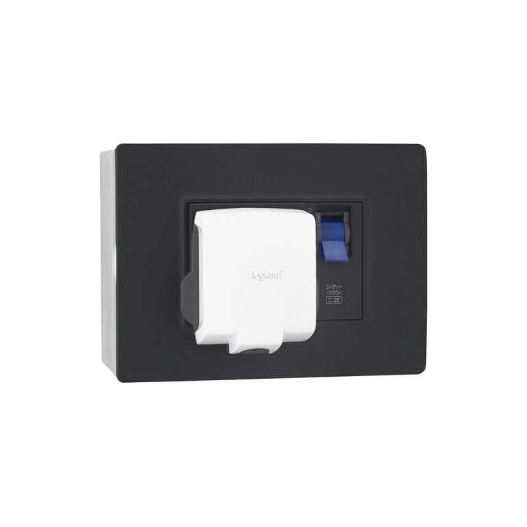 Allzy Power Unit with 25A SP MCB 16A Plug-3 Module-Matt Black Legrand 681228 lg 681228 web r 5hs0zcu0dn4a1fgv