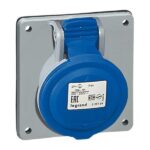 Panel mounting socket P17 inclined outlet IP44 200 250 V 32 A 2P E , 555284 Legrand lg 555284 web r