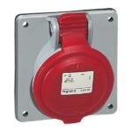 Panel mounting socket P17 inclined outlet IP44 380 415 V 32 A 3P N E , 555289 Legrand lg 555289 web r