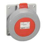 Panel mounting socket P17 IP66 67 380 415 V 32 A 3P N E , 555489 Legrand lg 555489 web r