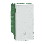 CS16A1MSW_WE | 16A 1M Connected Switch,White - Schneider Electric