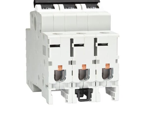 1SYN869060R0001 | 8 WAY 7 SEGMENT TPN DB -S7SEG IP 43 - ABB