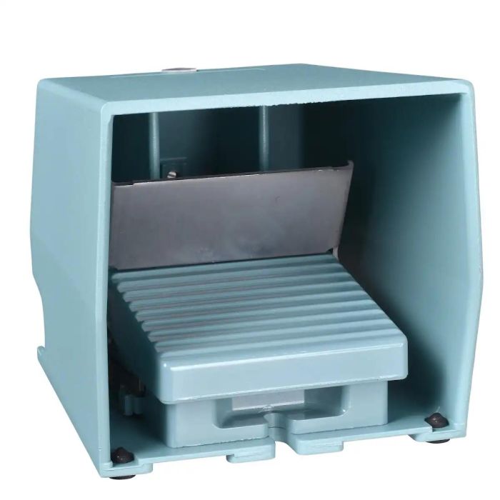 xpem511_front.jpg XPEM511 | Foot sw metal BL trigger 1step 2contact - Schneider Electric - Image 1
