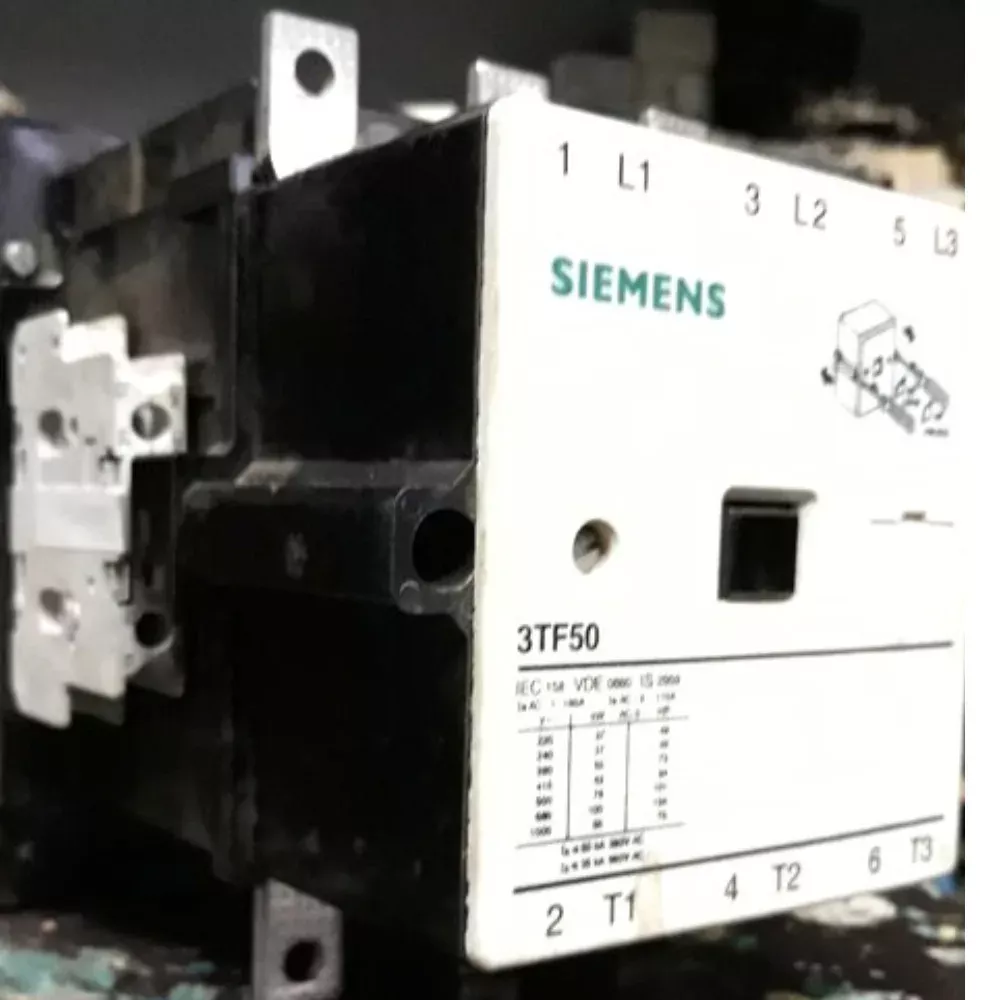 siemens-sicop-3tf-power-contactor-110-a-3-pole-3tf50020ar0.webp 3TF5002-0AR0 | Siemens Sicop 3TF5 Power Contactor 110 A, 3 Pole, 415 V AC, 2 NO + 2 NC, AC3 Duty, Size 6 - Siemens - Image 1