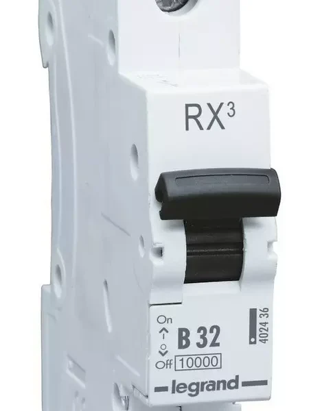 Legrand RX³ 32A Single Pole 10kA B-Curve MCB 4024 36 ele.min .11412150 1667952500121